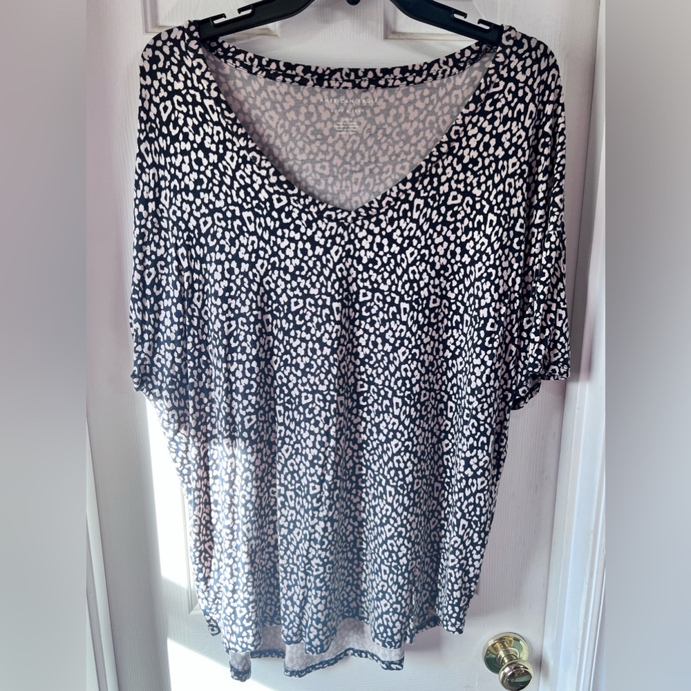 American Eagle shirt